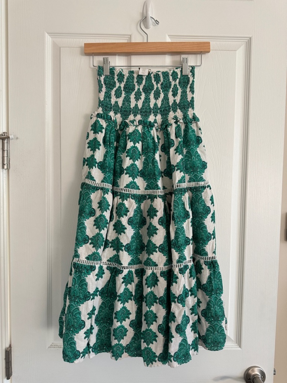 House of Harlow 1960 Green & White Tiered Smocked Midi Skirt